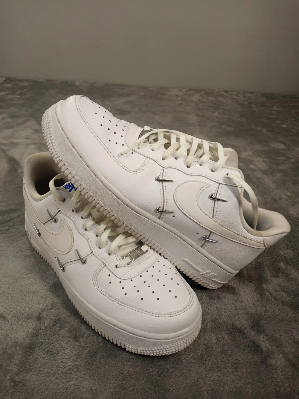 Nike Air Force1 Men’s White Low-Top Sneakers Size 10